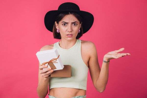 How to Spot Fake Freebie Scams Online